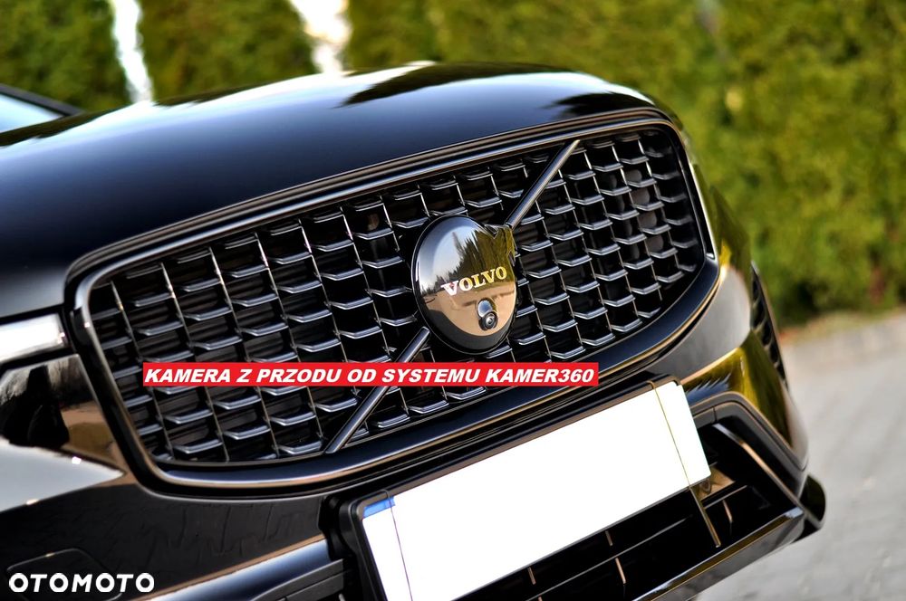 Volvo XC 60 B5 B AWD Plus Black Edition - 4