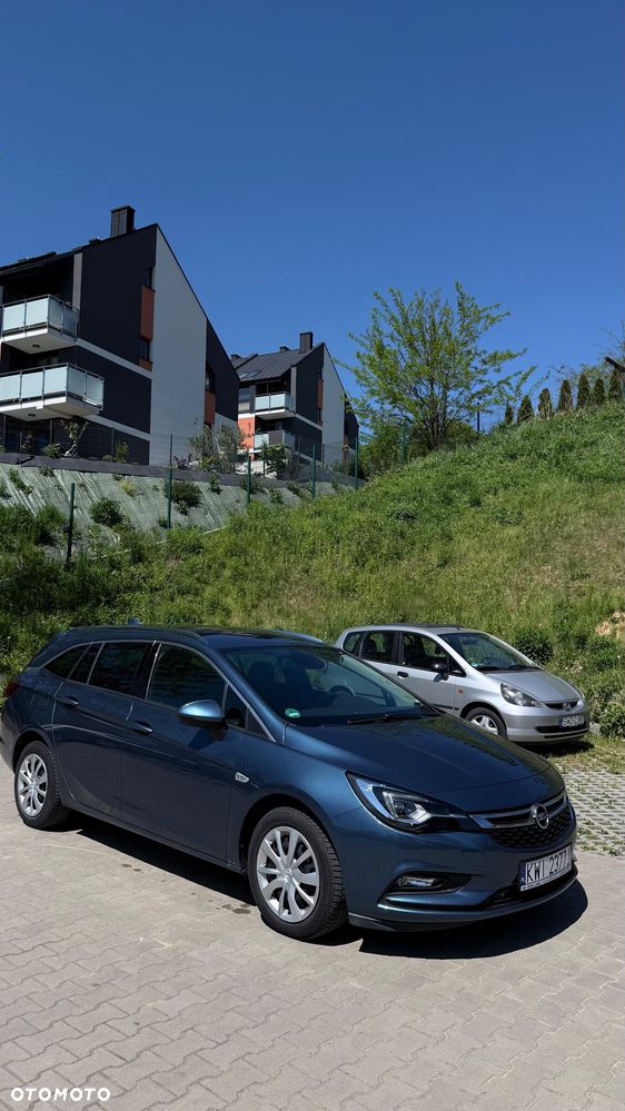 Opel Astra 1.6 CDTI Essentia - 15