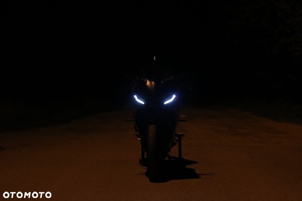 Yamaha R125 - 2