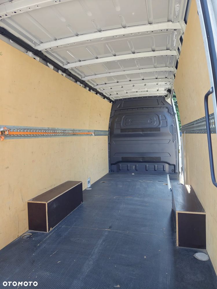 Mercedes-Benz sprinter - 16