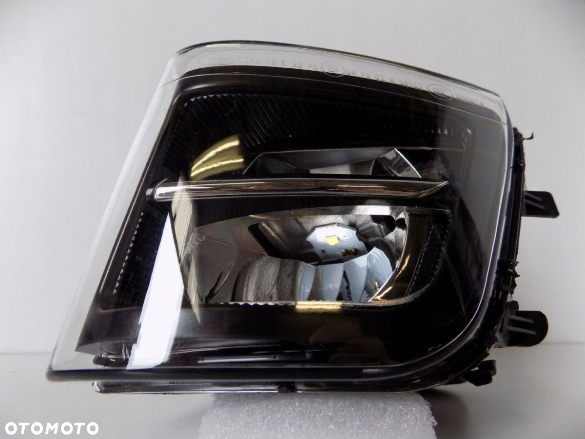 BMW 7 F01/F02 Halogen Led przedni L - 10876 - 10