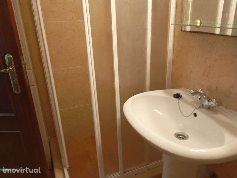 Casa para Arrendamento - Grande imagem: 5/8