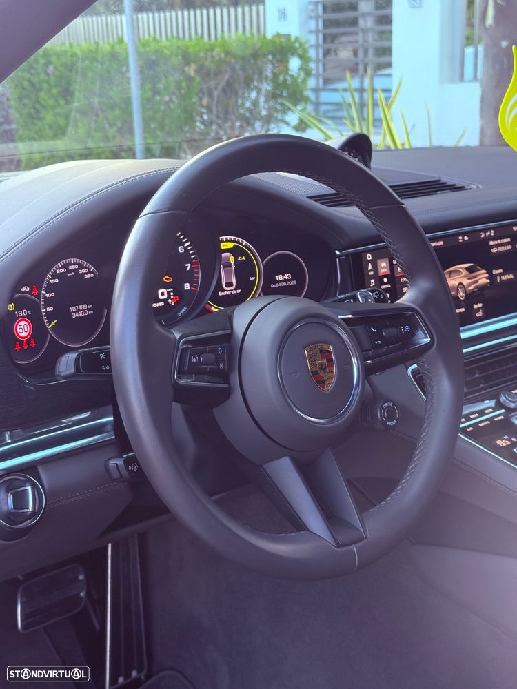 Porsche Panamera Sport Turismo 4S E-Hybrid - 22