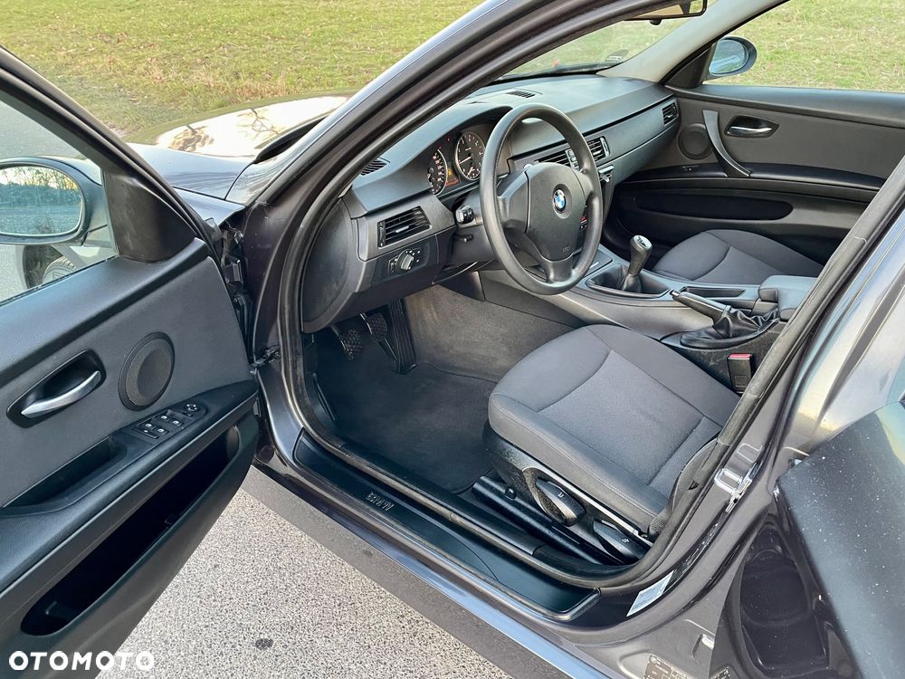 BMW Seria 3 - 10