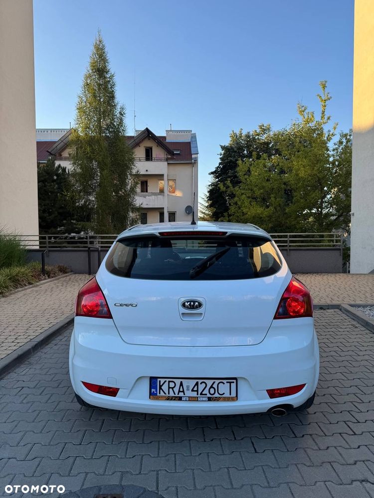 Kia Ceed 1.6 Optimum - 12