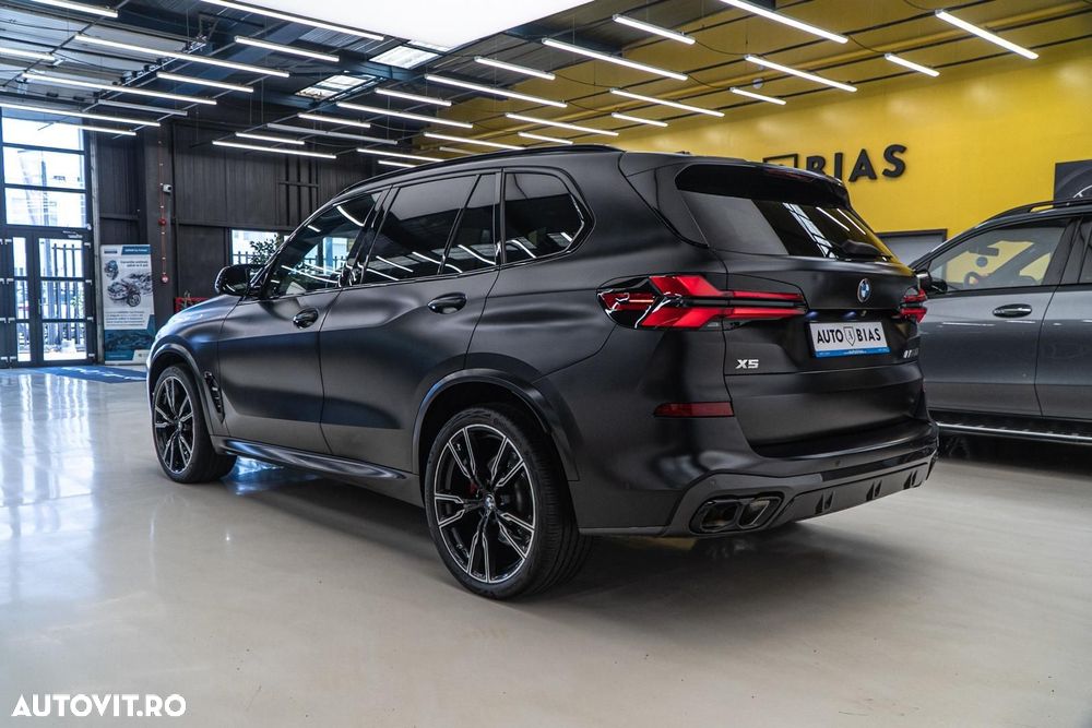 BMW X5 M 2023 — imagine 5