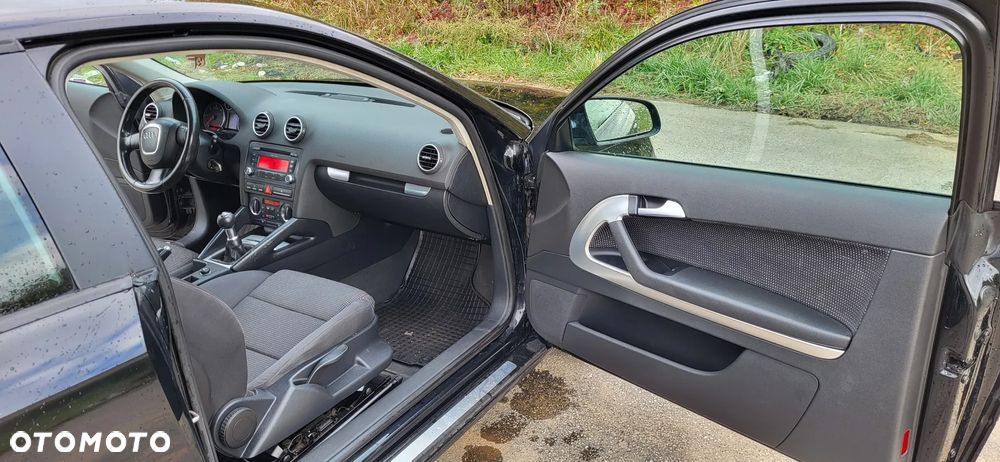 Audi A3 3-drzwiowe 2.0 TDI Ambiente - 11