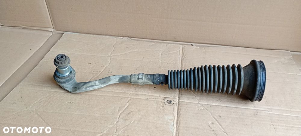 Drążek kierowniczy końcówka lewy przód Audi A4 B8 Lift - 2