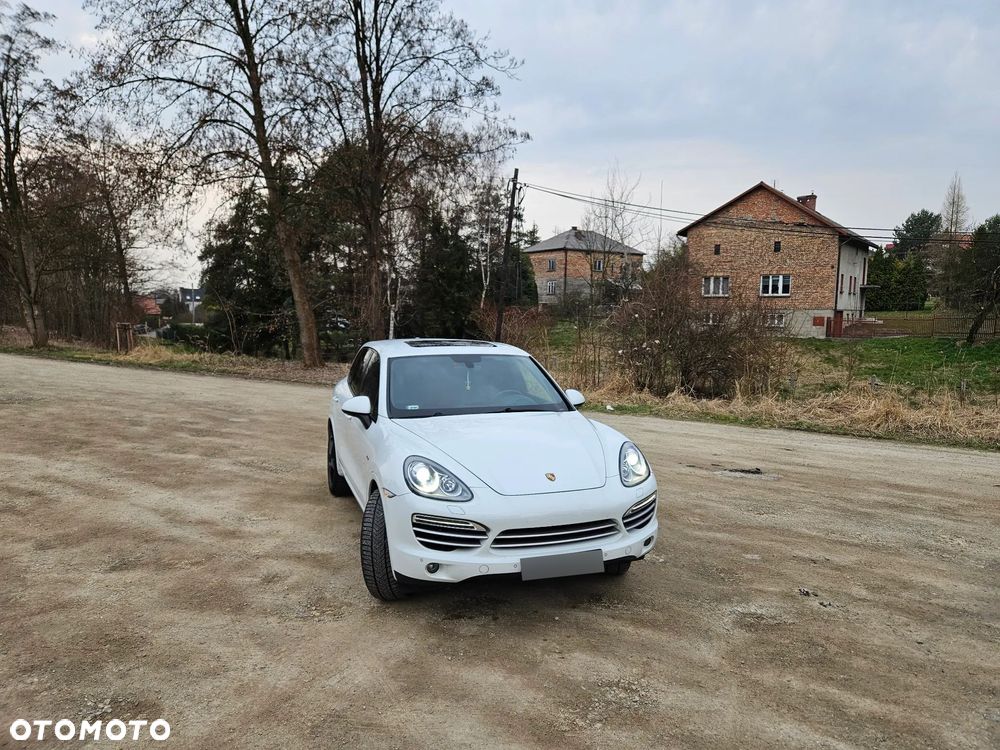 Porsche Cayenne - 4