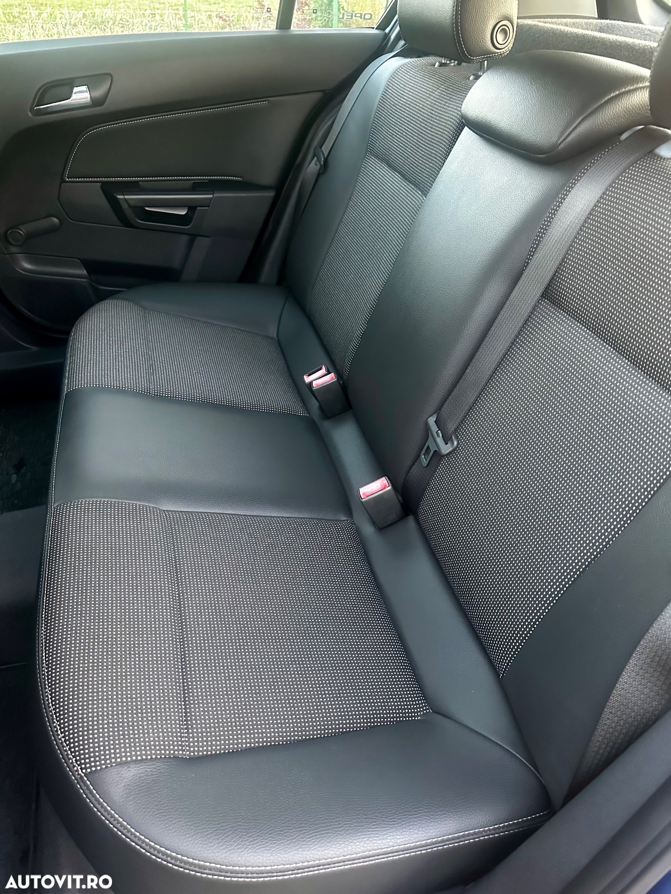 Opel Astra 1.7 CDTI DPF Innovation 110 Jahre - 5
