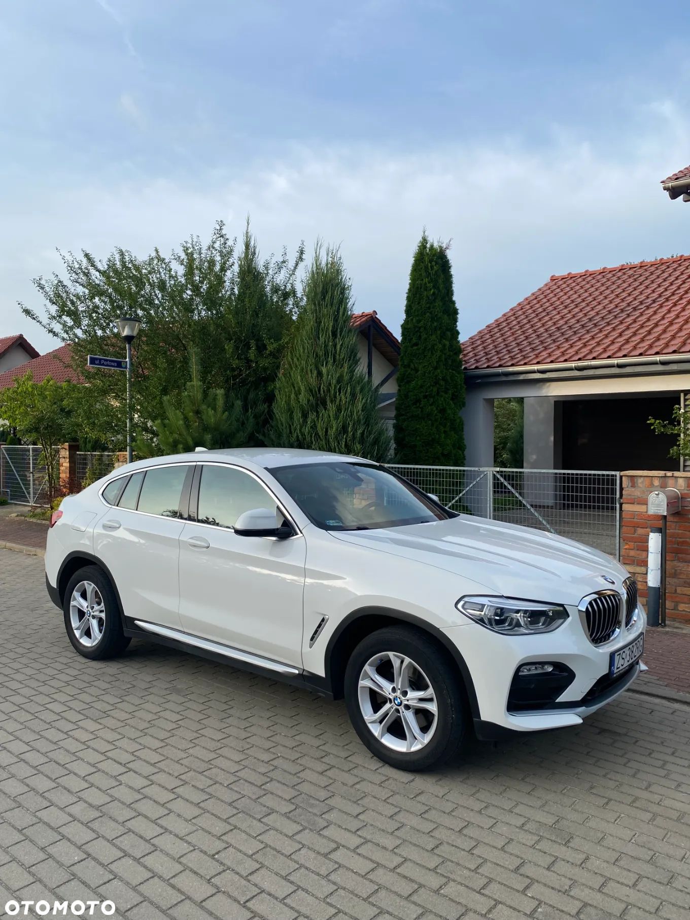 BMW X4 xDrive20d xLine - 1
