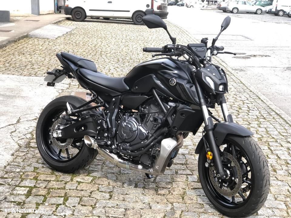 Yamaha MT-07 - 4