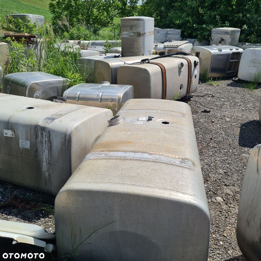 Zbiorniki paliwa, różne pojemności z Pojazdów MAN - 2