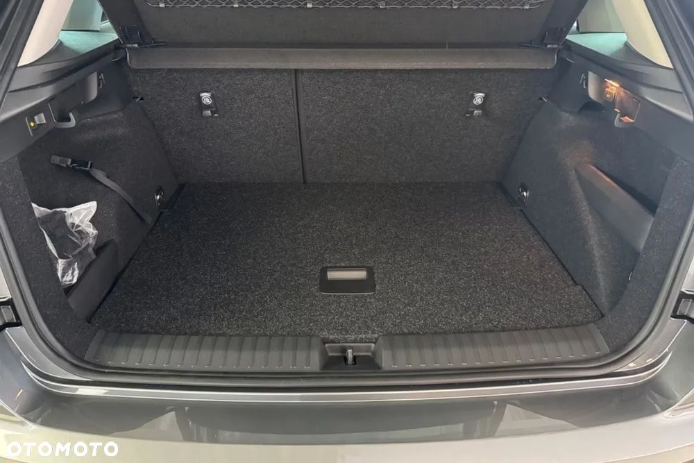 Skoda Kamiq 1.0 TSI Essence DSG - 17