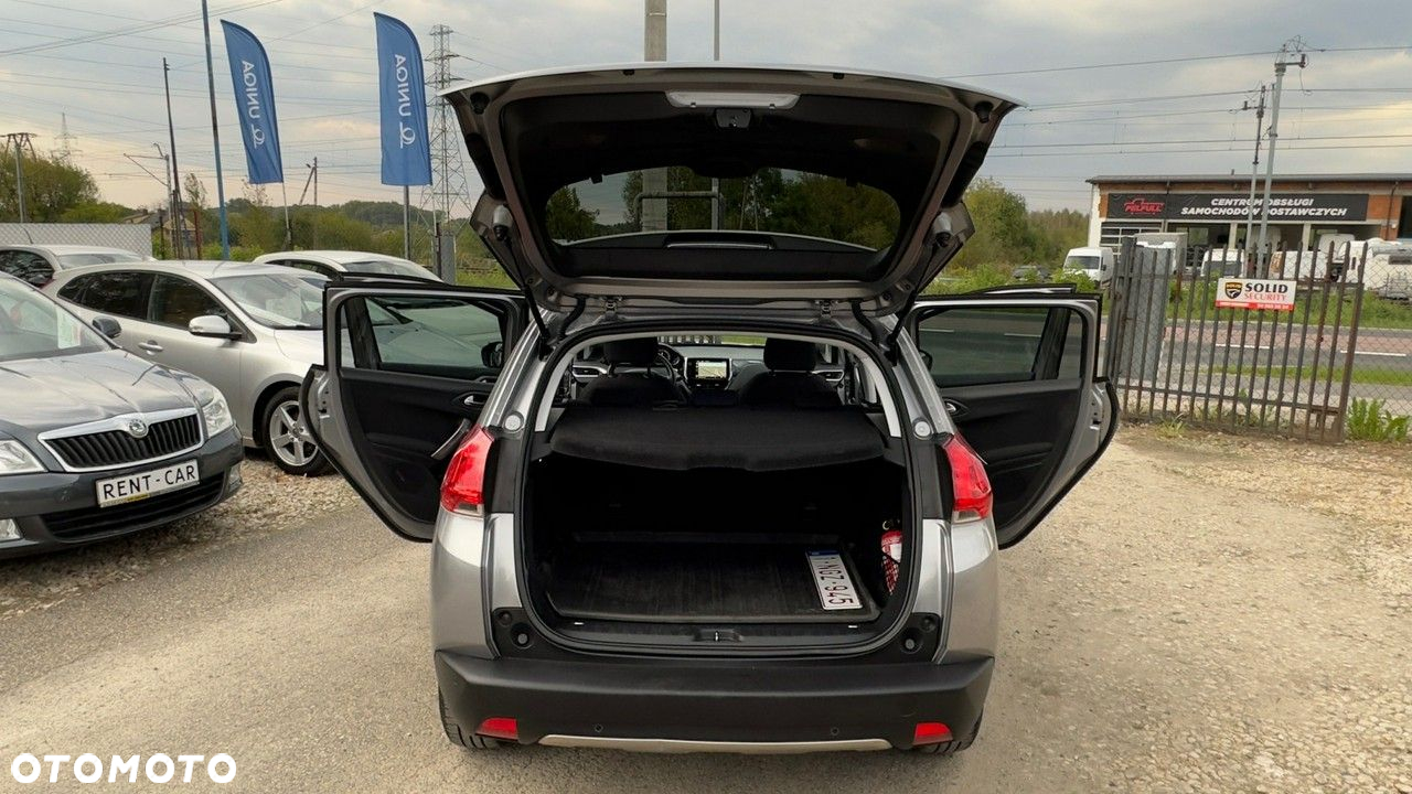 Peugeot 2008 1.2 Pure Tech Style - 28