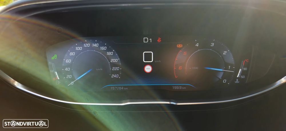 Peugeot 3008 BlueHDi 130 Stop & Start EAT8 Allure Pack - 41