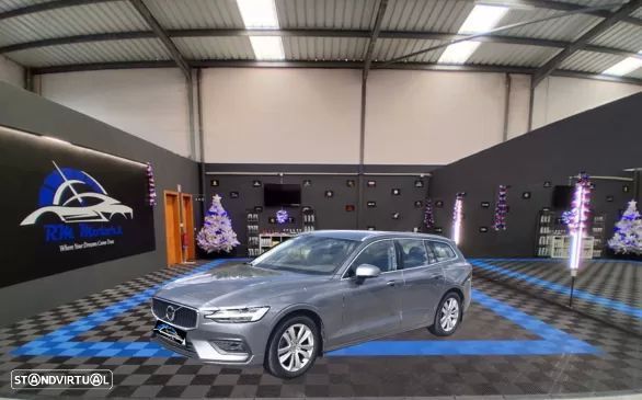 Volvo V60 2.0 B4 Momentum Plus - 2