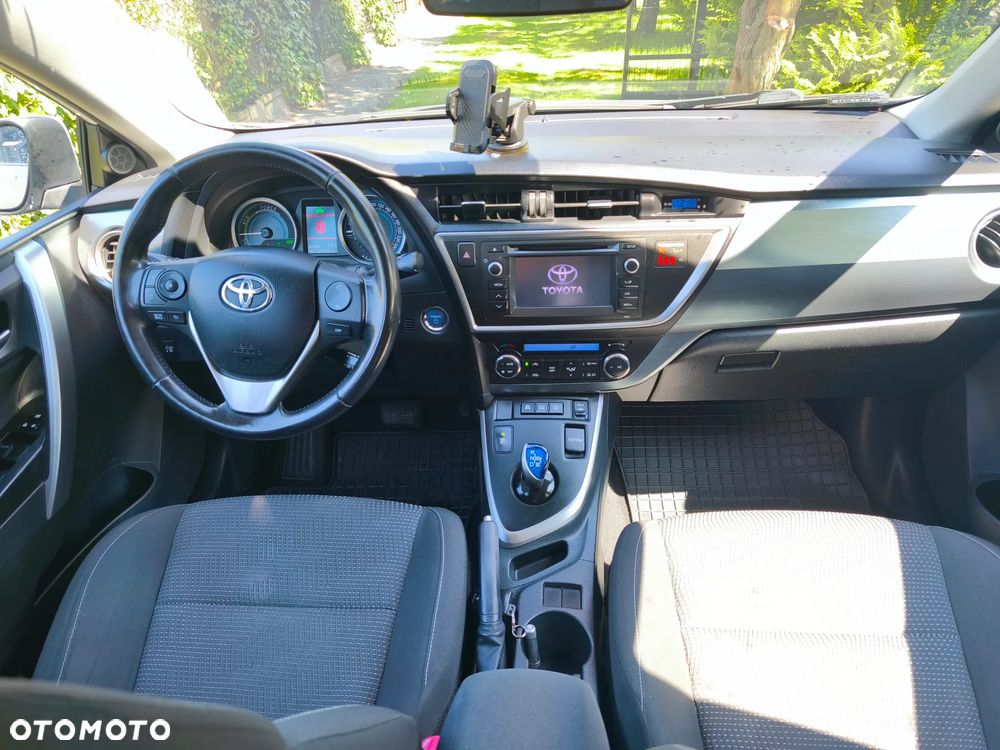 Toyota Auris - 16
