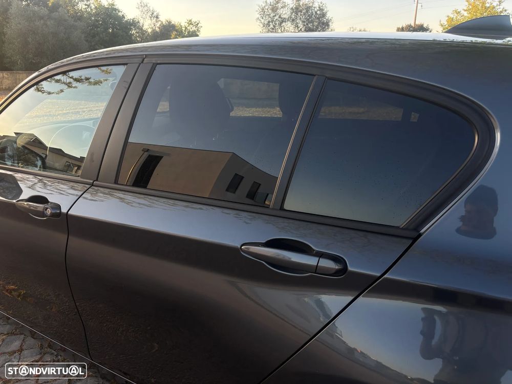 BMW 116 d Line Sport - 33