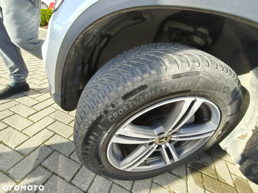 Mercedes-Benz GLC - 16