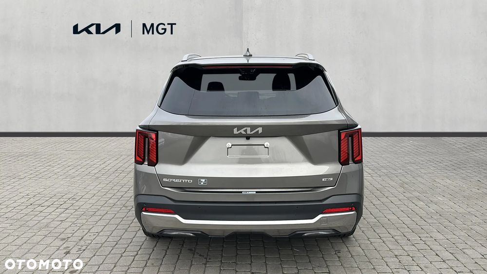 Kia Sorento - 8