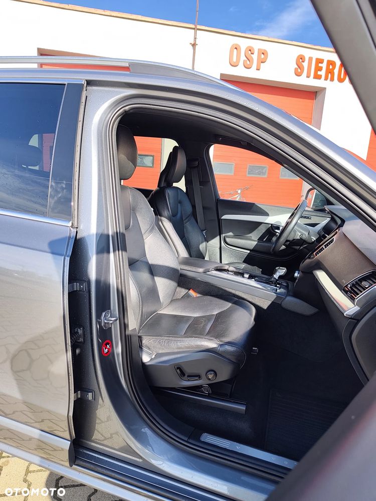 Volvo XC 90 - 19