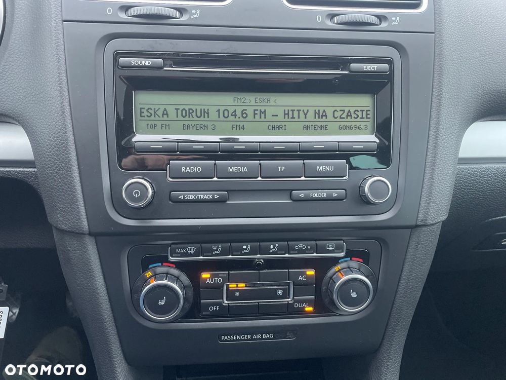 Volkswagen Golf 2.0 TDI DPF 4Motion Highline - 20