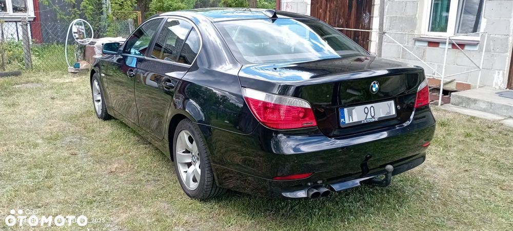 BMW Seria 5 520i - 6