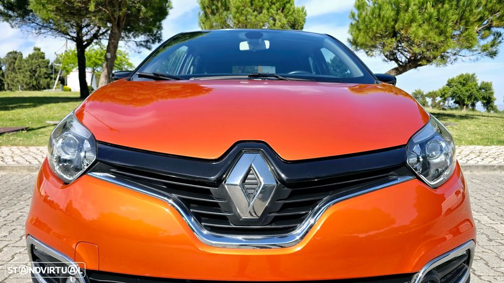 Renault Captur 1.5 dCi Initiale Paris EDC - 10
