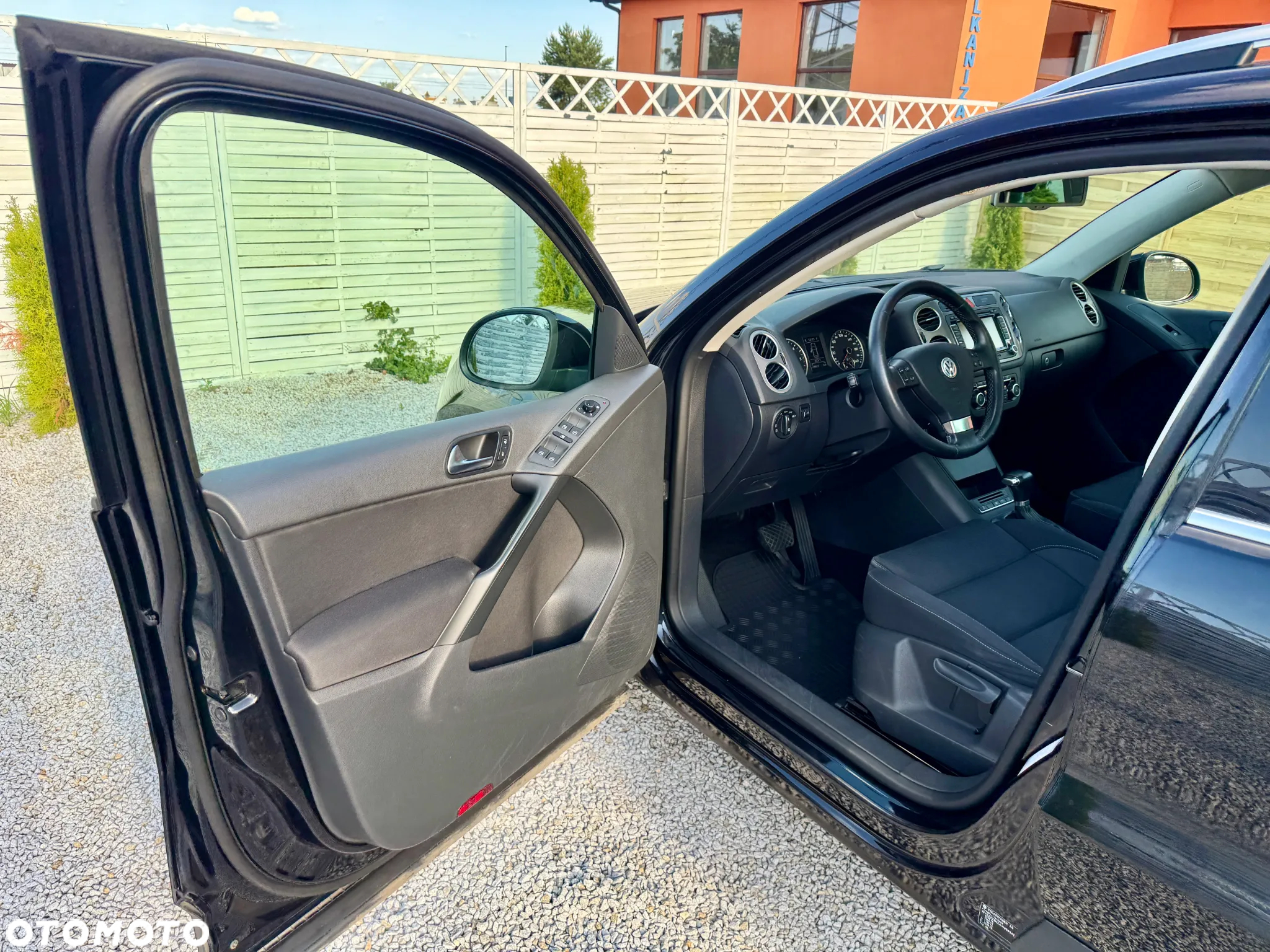 Volkswagen Tiguan 2.0 TDI DPF 4Motion BlueMotion Technology DSG Exclusive - 29
