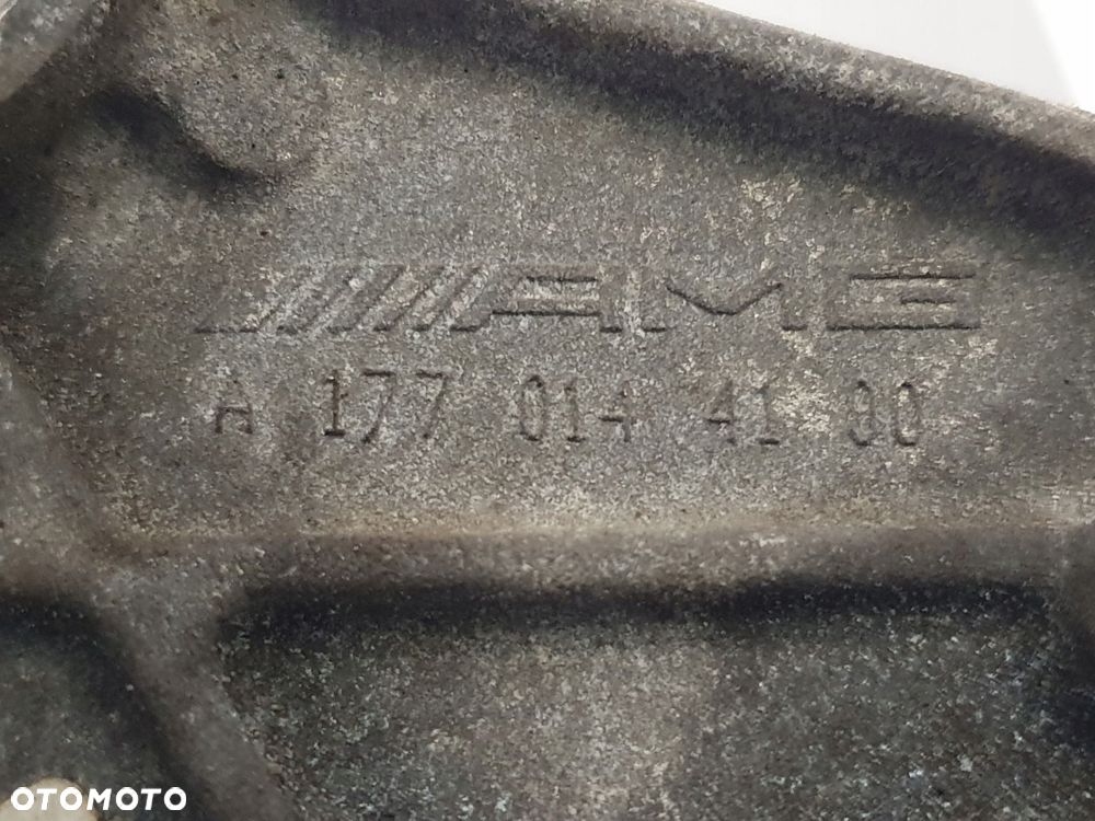 PODPORA WSPORNIK Mercedes W213 E63 AMG 4.0 V8 łapa A1770144100 - 2