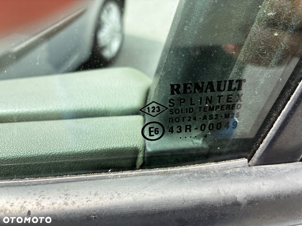 Renault Scenic - 13