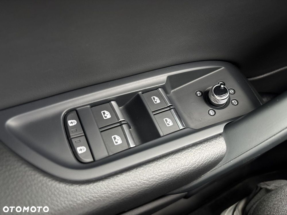 Audi Q5 Sportback - 28