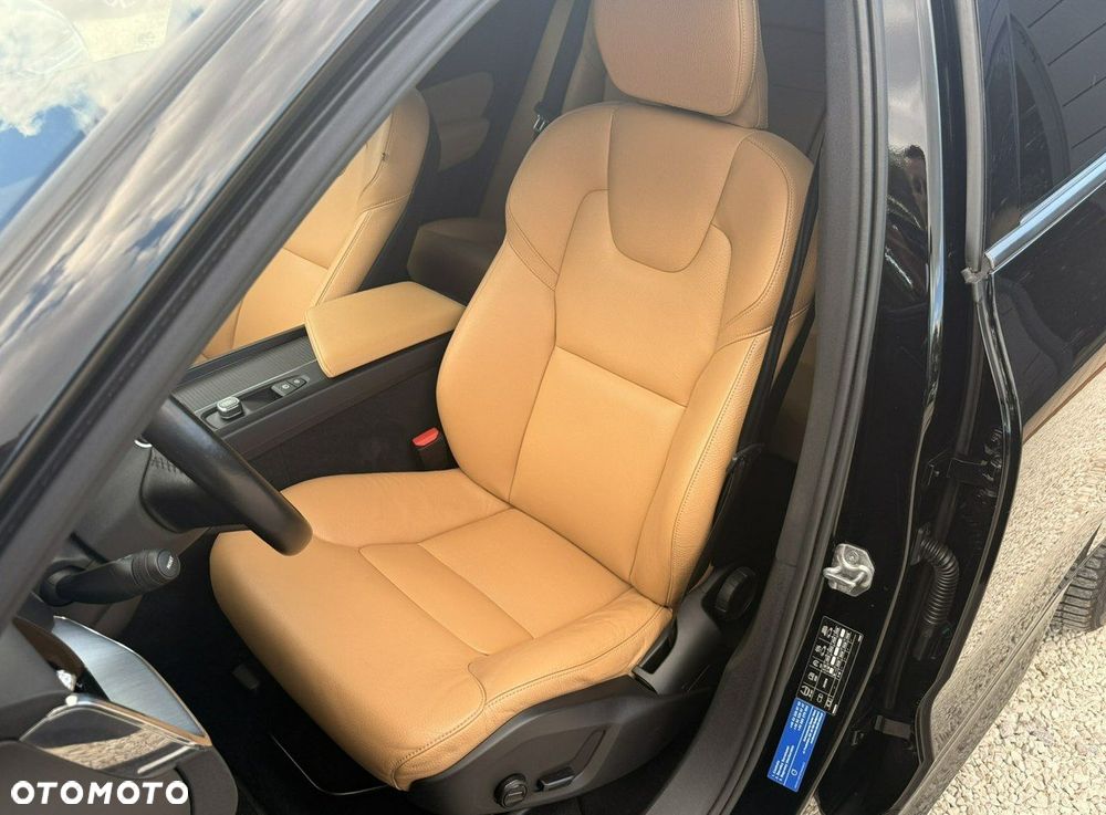 Volvo XC 60 D4 AWD Momentum - 15