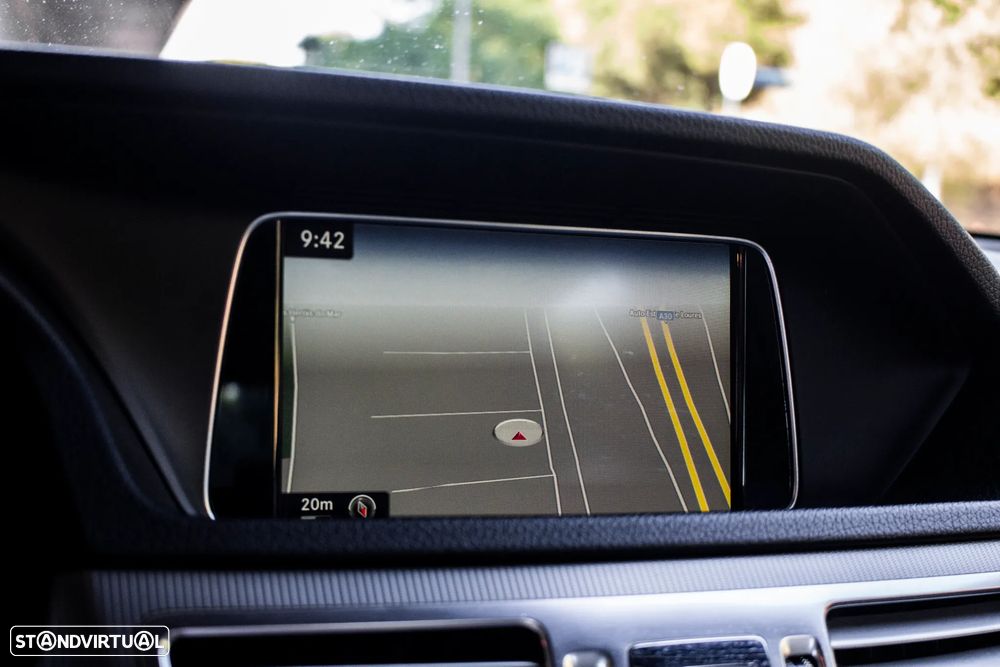 Mercedes-Benz E 250 BlueTEC Avantgarde Auto. - 36