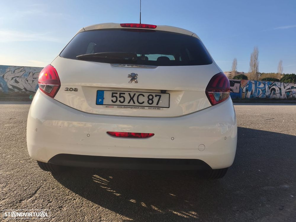 Peugeot 208 1.2 PureTech Signature - 22