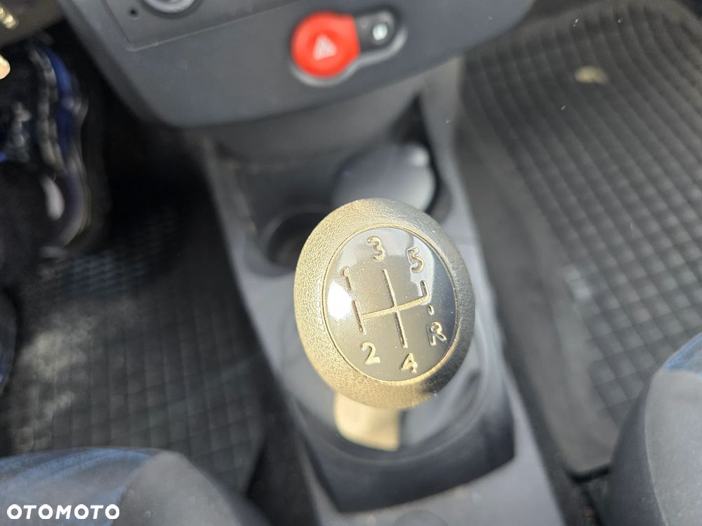 Renault Clio 1.4 16V Expression - 15
