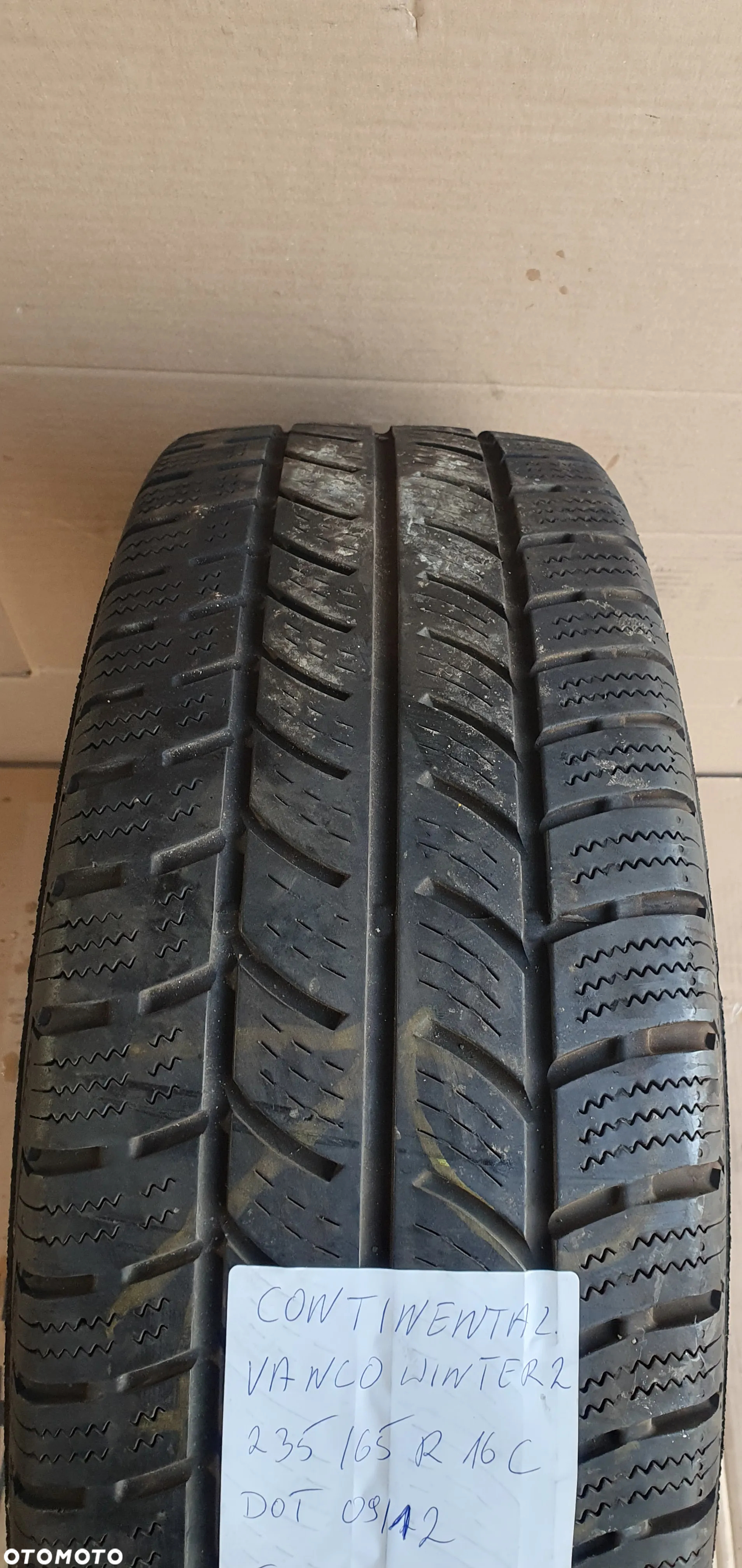 1X Opona Continental Vanco Winter 2 235/65 R16C 5mm 0912 - 4