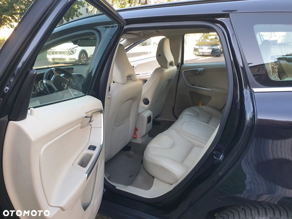 Volvo XC 60 D3 Momentum - 21