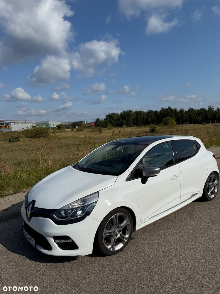 Renault Clio - 5