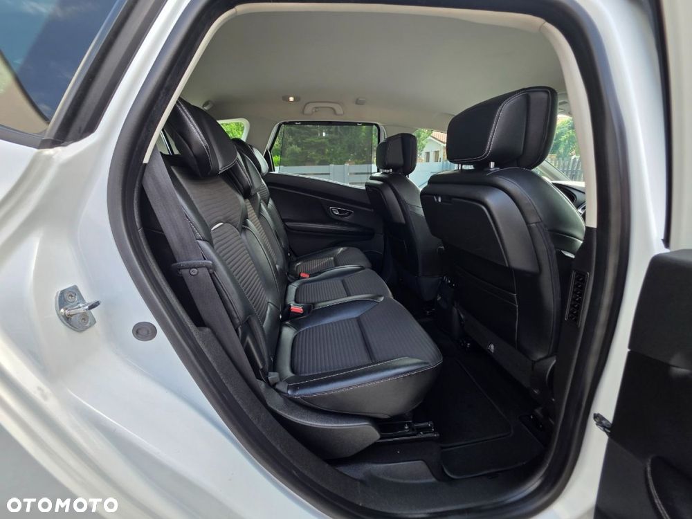 Renault Scenic - 22
