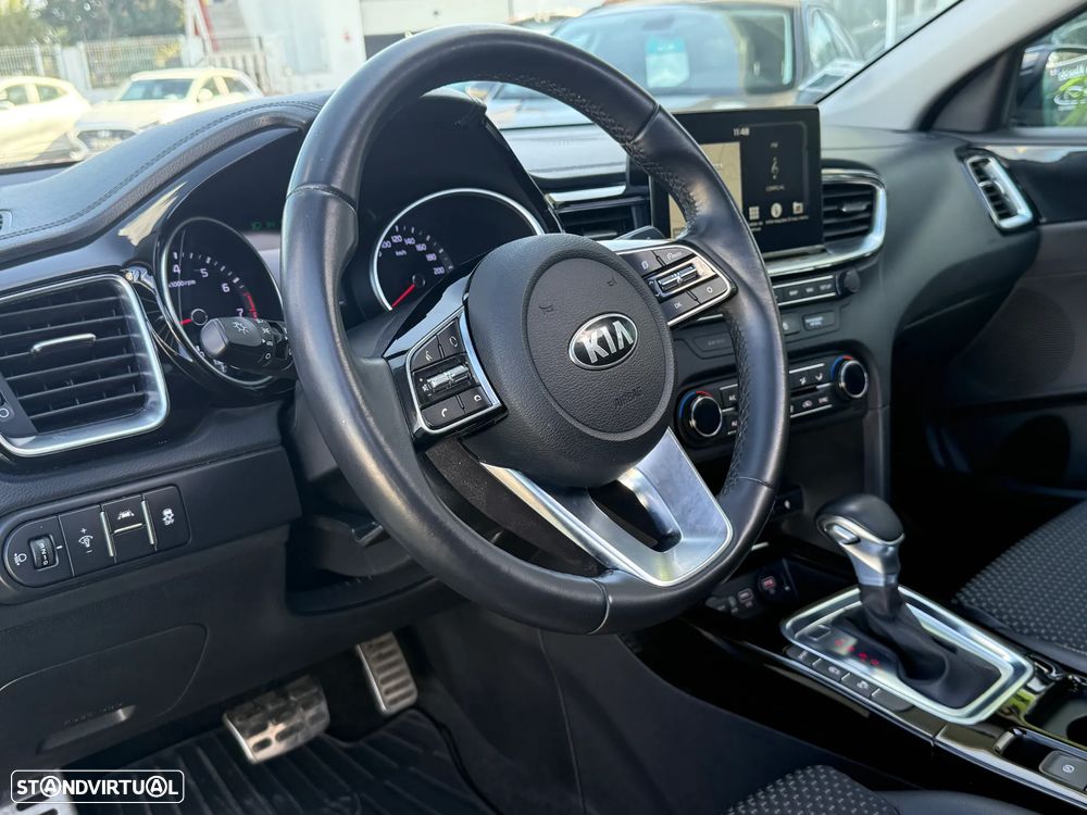 Kia Ceed SW 1.4 T-GDI DCT OPF Platinum Edition - 15