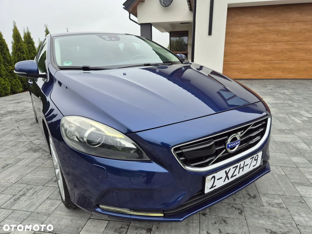 Volvo V40 D4 Ocean Race - 21