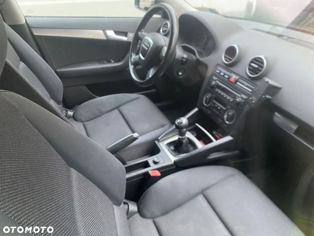 Audi A3 Sportback - 5