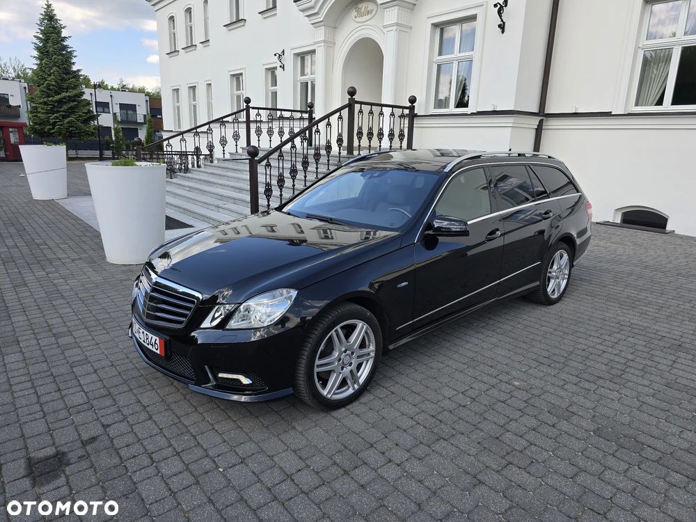 Mercedes-Benz Klasa E 350 CDI DPF 4Matic BlueEFFICIENCY 7G-TRONIC Avantgarde - 1