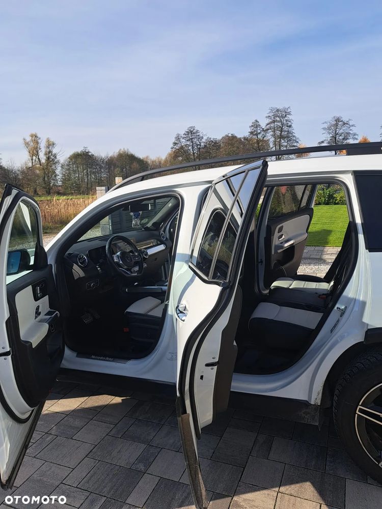 Mercedes-Benz GLB 200 AMG Line 7G-DCT - 6