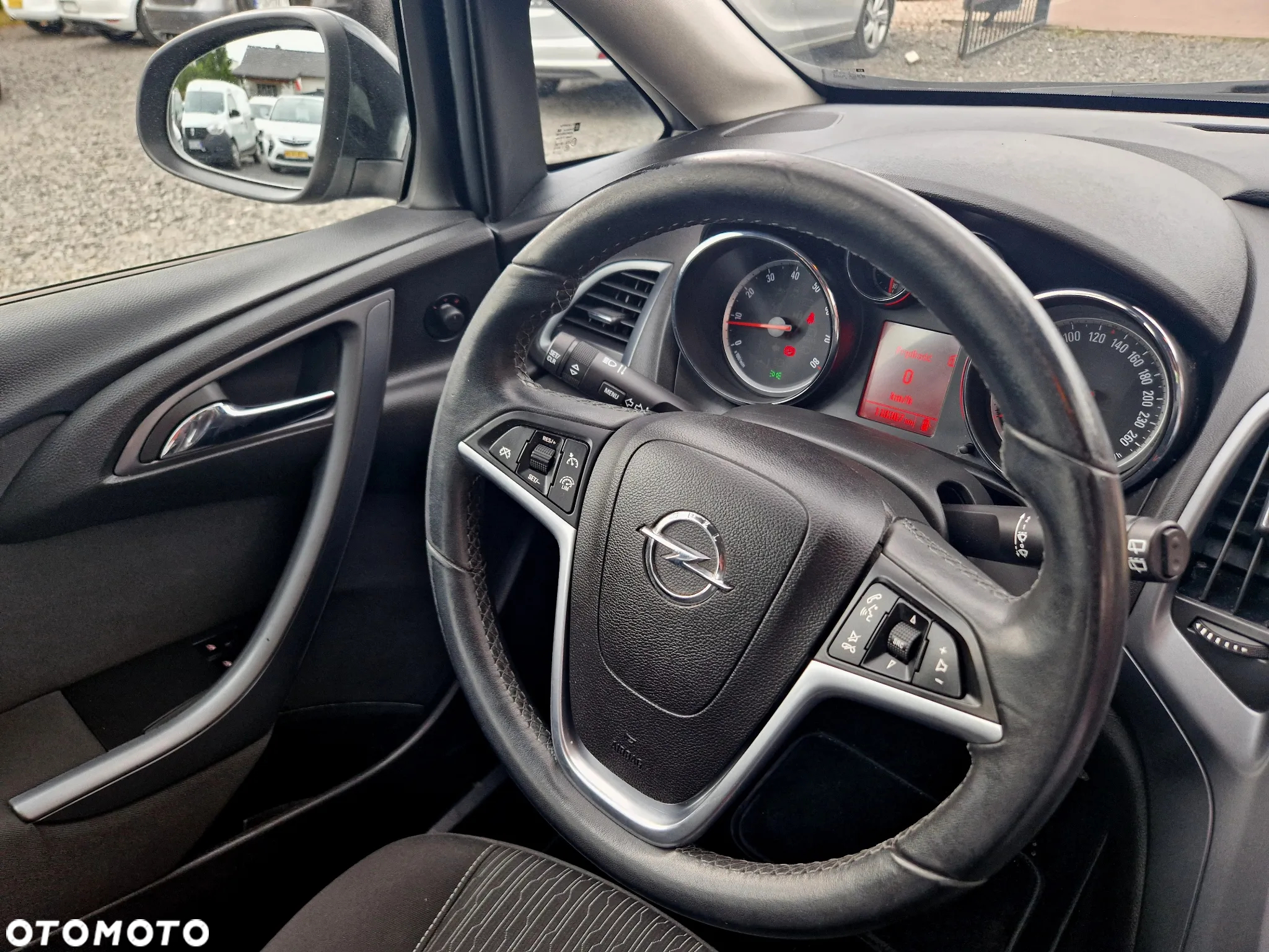 Opel Astra 1.4 Turbo Color Edition - 26