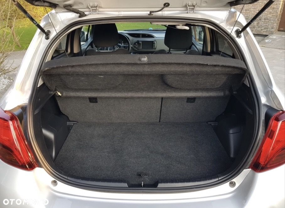 Toyota Yaris - 5