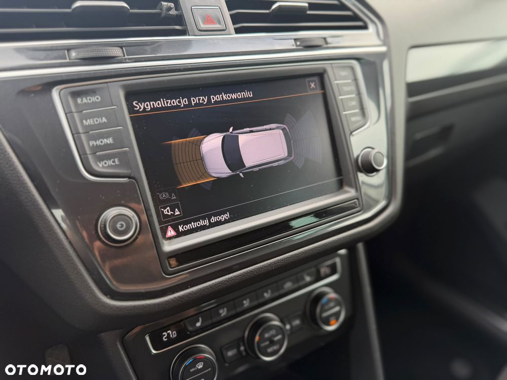 Volkswagen Tiguan 2.0 TDI SCR (BlueMotion Technology) Comfortline - 22