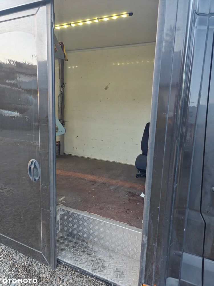 Volkswagen Crafter 2.0 TDI - 8